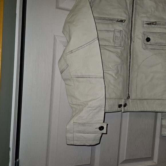 Danier White Genuine Leather Moto Jacket - Size P (Petite/Small) - Picture 4 of 16